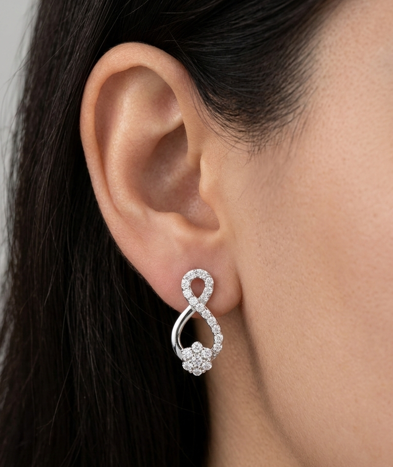 Hyperbola Infinity Stud